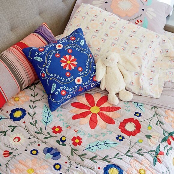 Land of Nod La Baja Garden Twin Quilt and Standard Sham Set - Picture 2 of 3